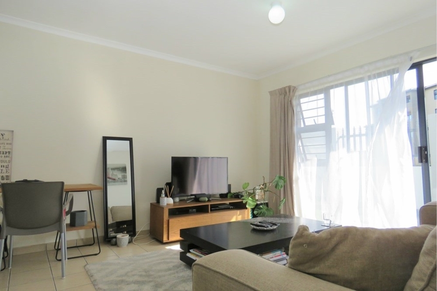 To Let 2 Bedroom Property for Rent in Parklands Western Cape